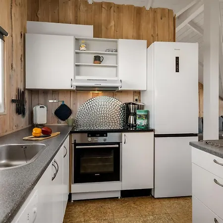 Nyaraló Mimi - 120m From The Sea By Interhome *